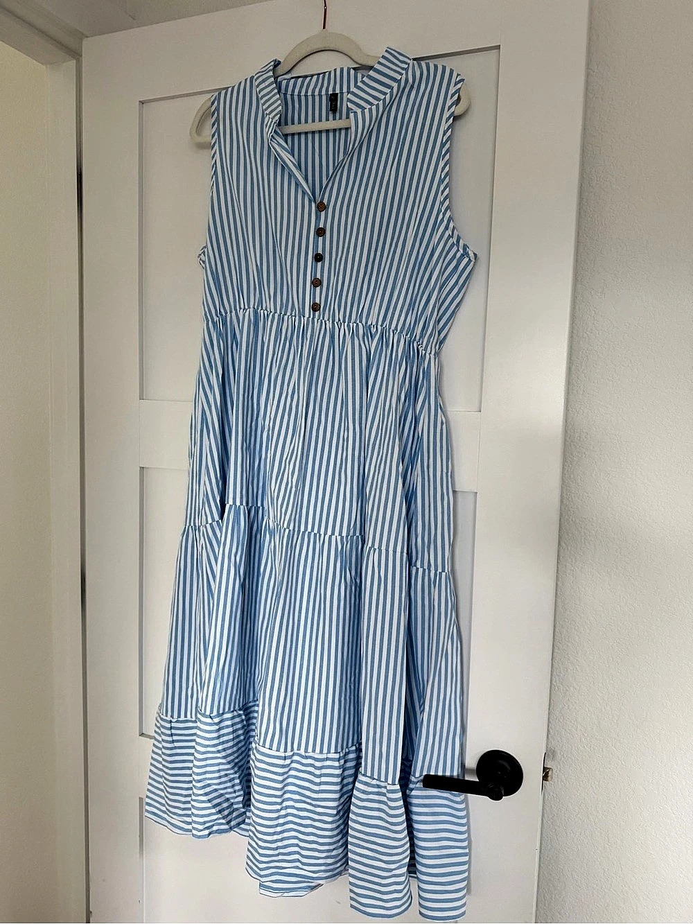 WAVE Striped Tiered Dress in Blue & White Like New
